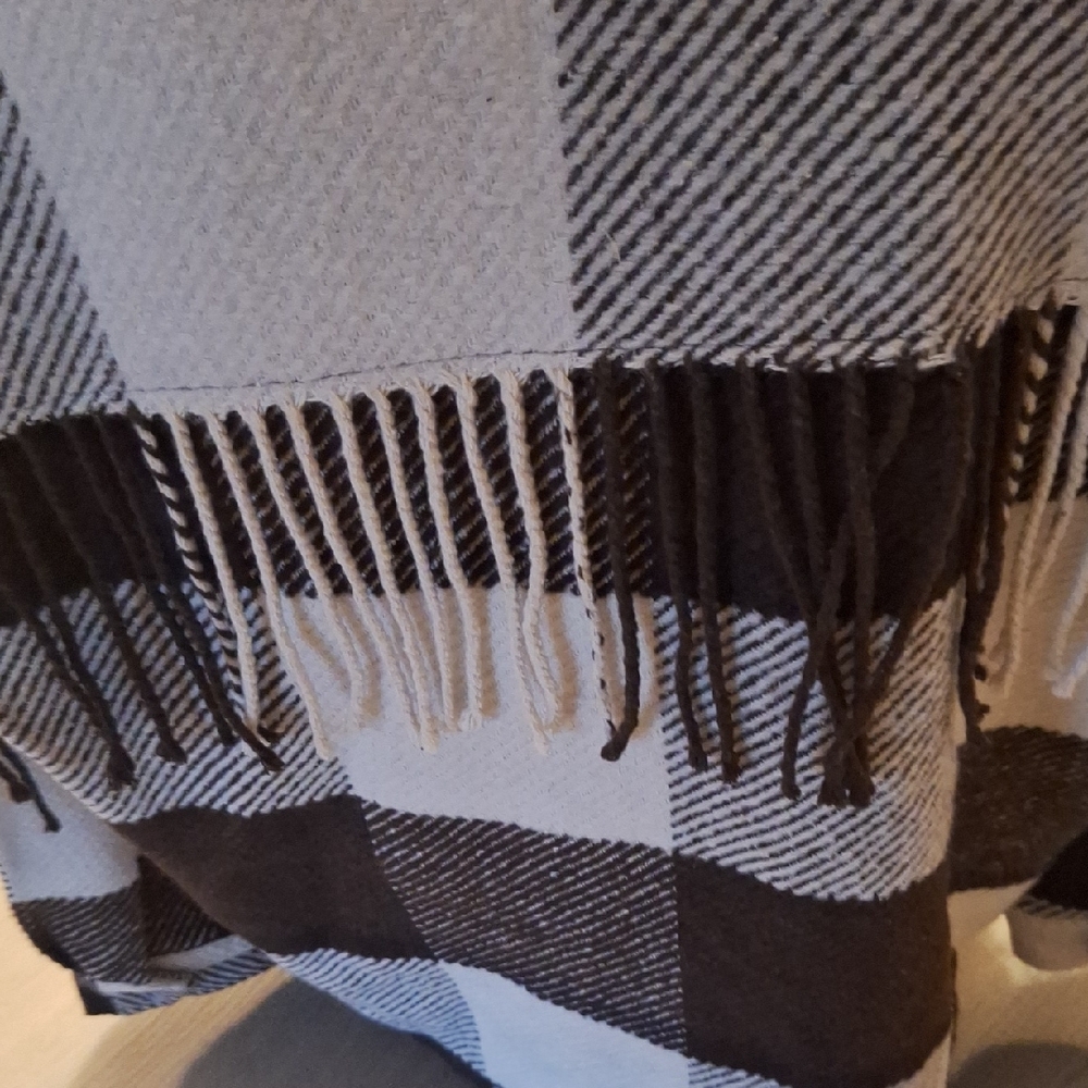 STOOSH Brown and White Plaid Fringe Barn Jacket - Picture 6 of 10